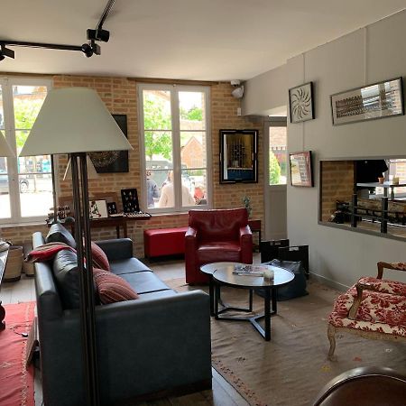 Hotel Km 41 Chaumont-sur-Tharonne Exteriér fotografie